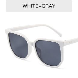 Fashion Square Sunglasses Rivets Women Glasses Retro Sunglass Female Luxury Designer Eyewear UV400 Sun Glass Gradient Shades - white gray